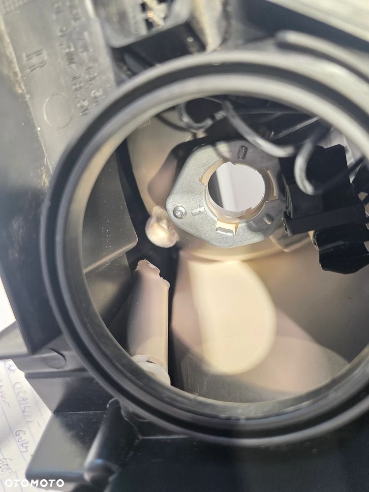 FORD KUGA MK2 II 12- PRAWA LAMPA PRZEDNIA PRZÓD ZWYKŁA , NR CV44-13W029-AE , NR AUKCJI LPP262 - 28