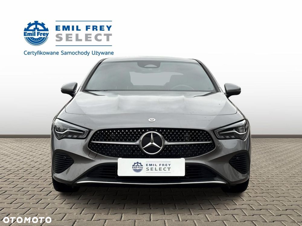 Mercedes-Benz CLA - 8