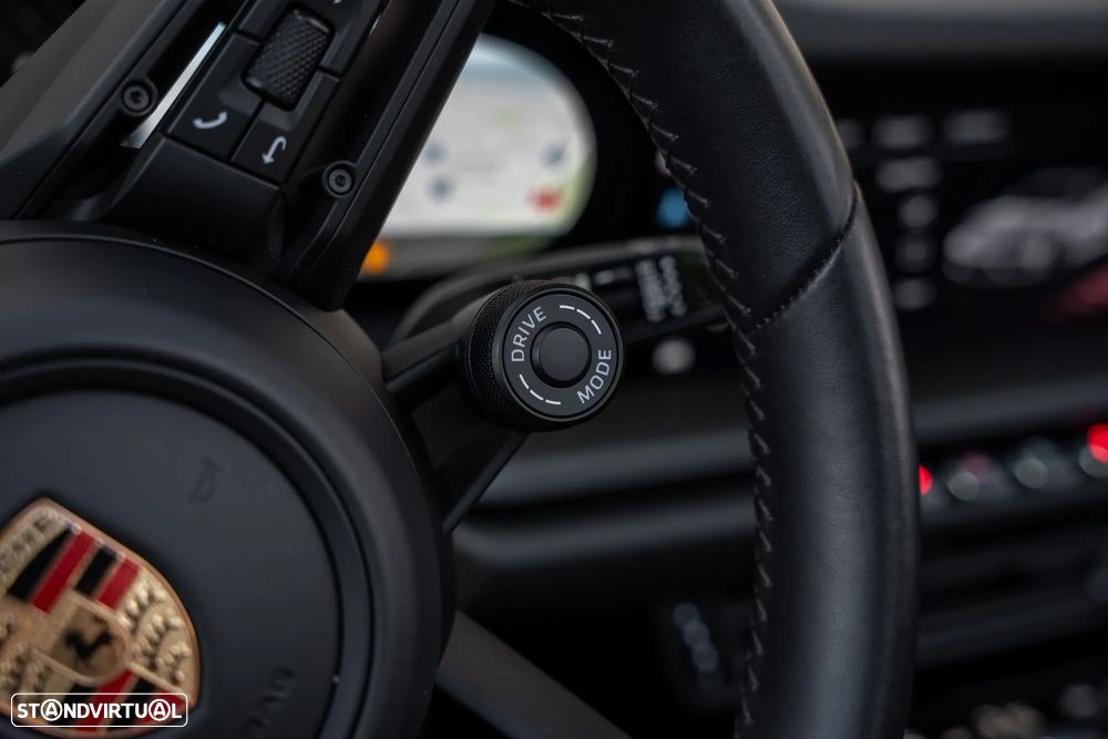 Porsche 911 (992) Carrera 4 GTS PDK - 29