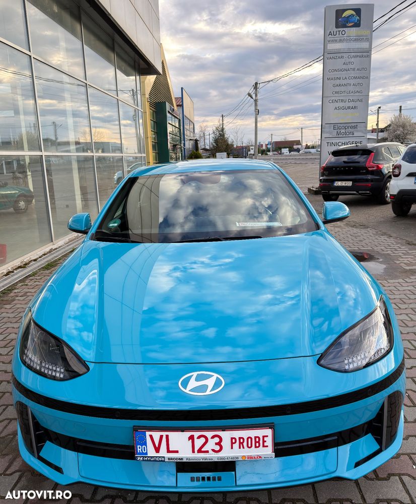 Hyundai IONIQ - 11