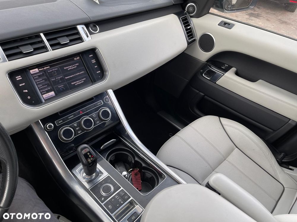 Land Rover Range Rover Sport D250 HSE - 11