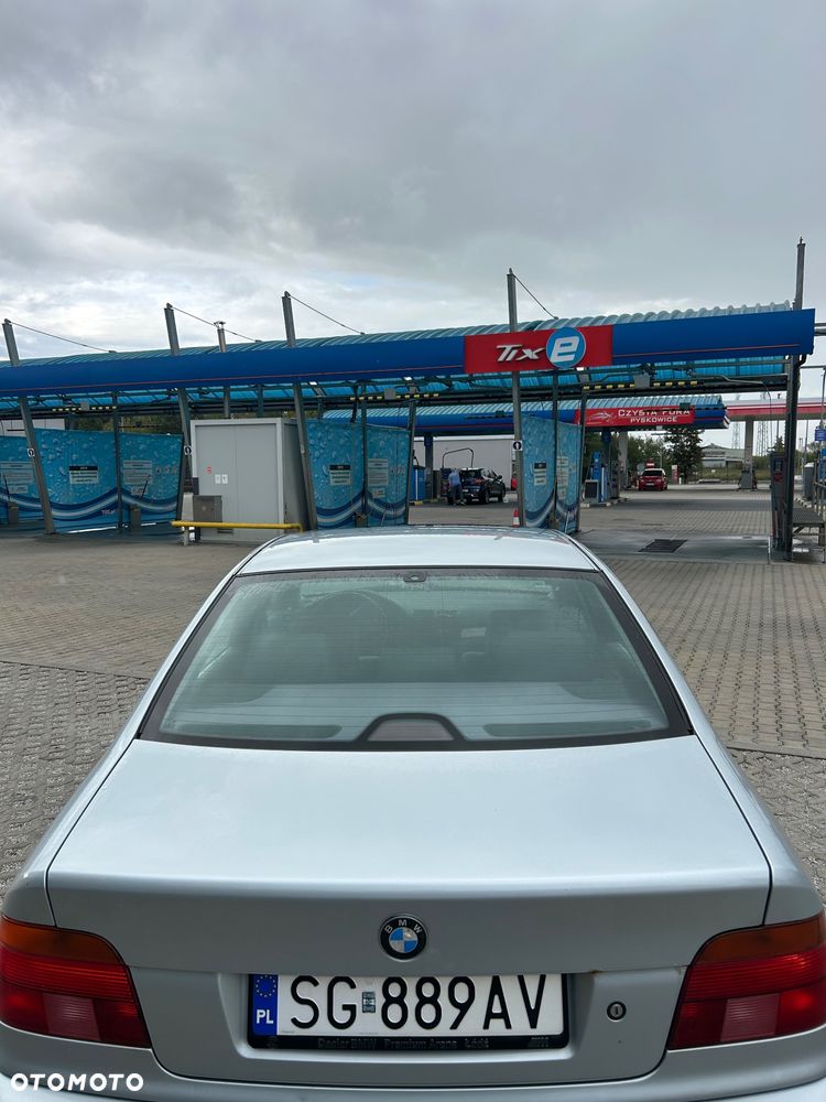 BMW Seria 5 523i - 10