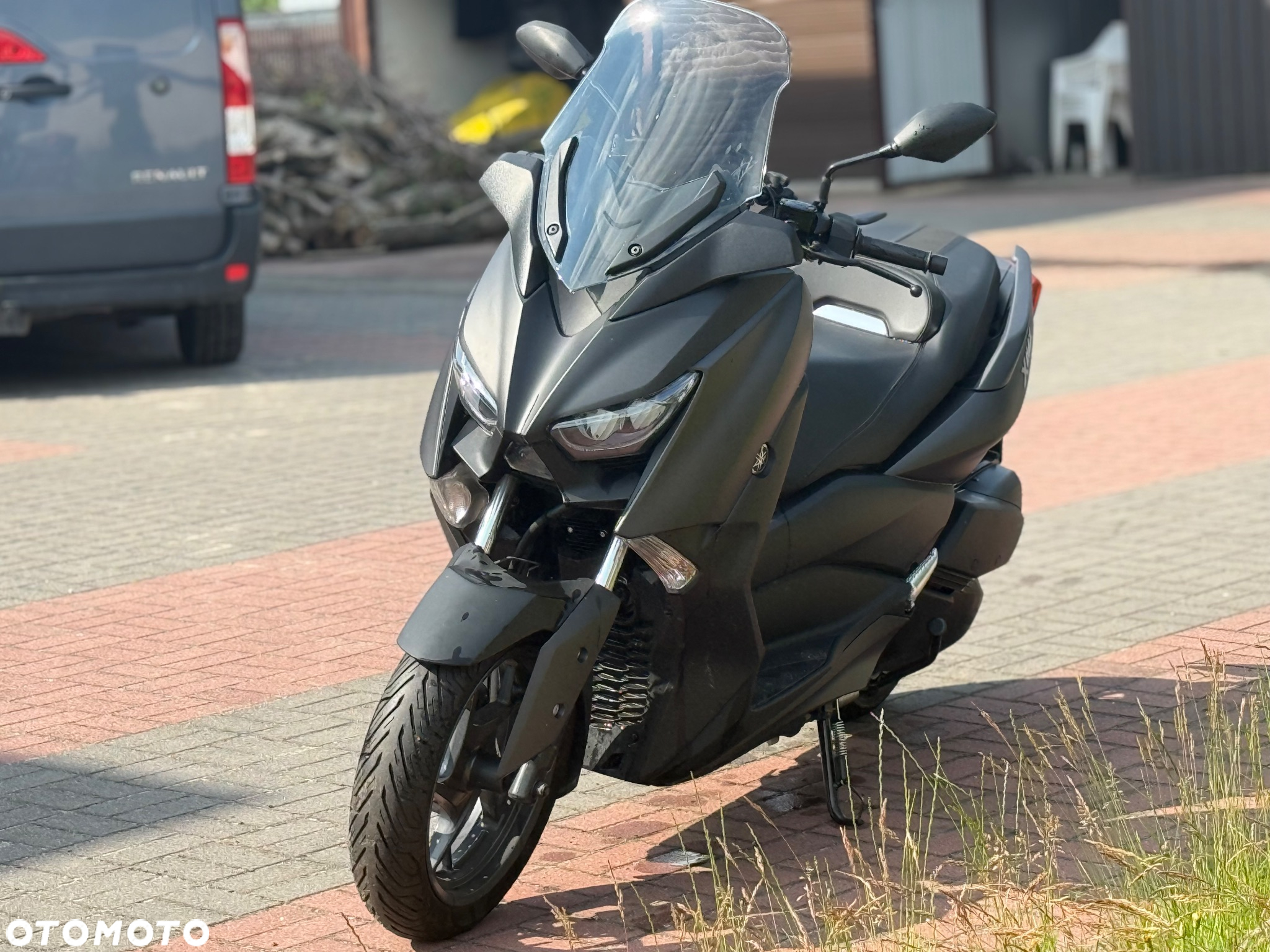 Yamaha X-max - 4