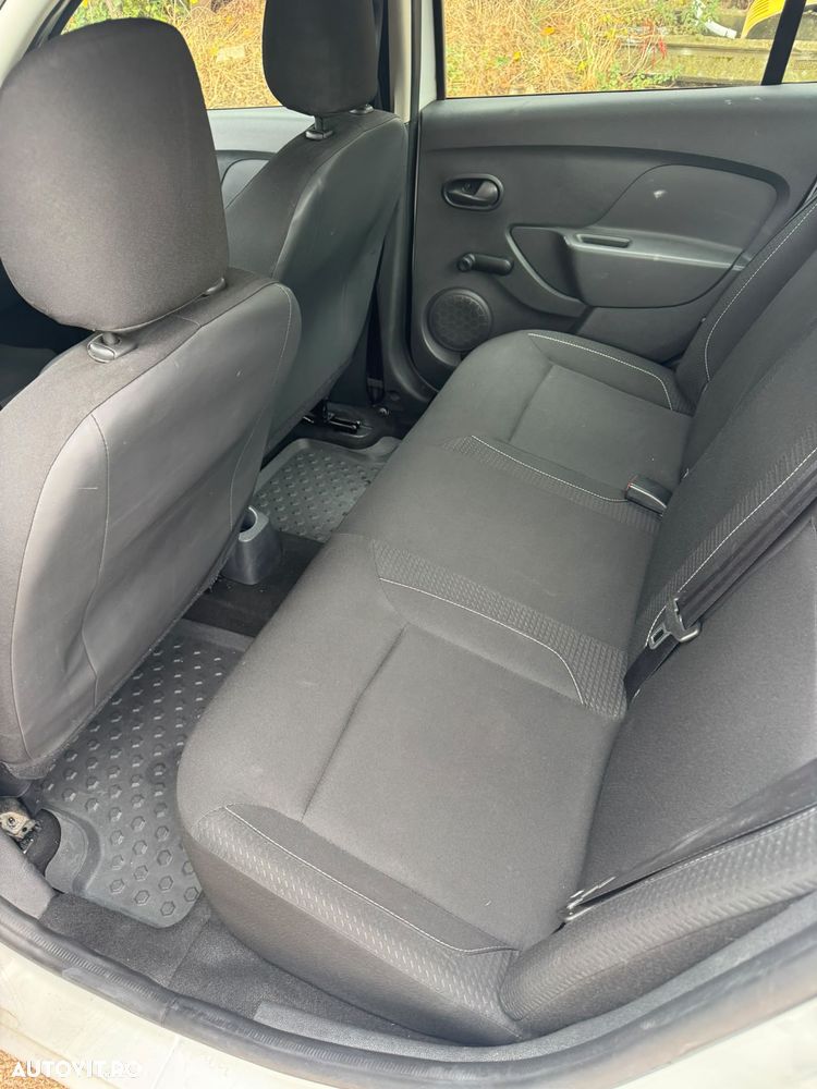 Dacia Logan - 10