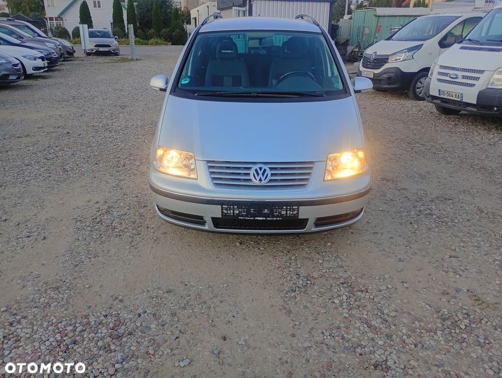 Volkswagen Sharan - 11