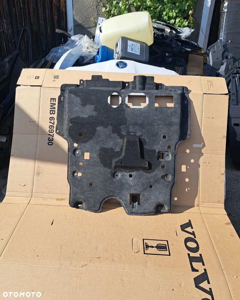 Ekran płyta osłona pod silnik CITROËN C4 III e-C4 Opel Corsa F Corsa-e Mokka-e B Peugeot 208 II 2008 II e-208 e-2008 Jeep Avenger 9824226480 - 2