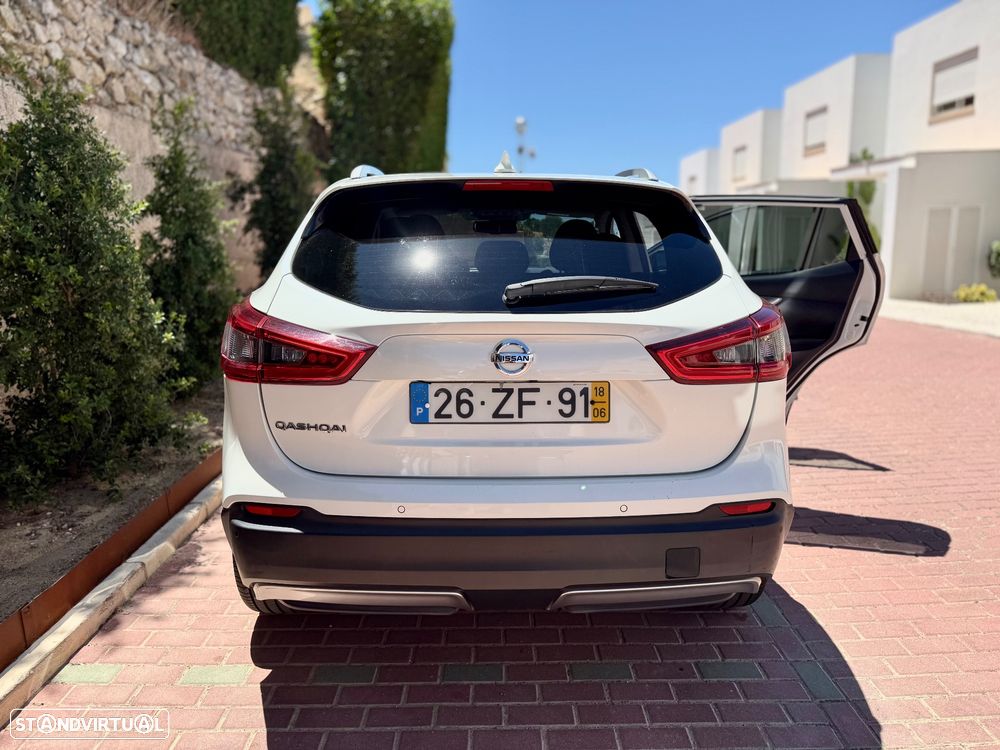 Nissan Qashqai 1.5 dCi N-Connecta - 4