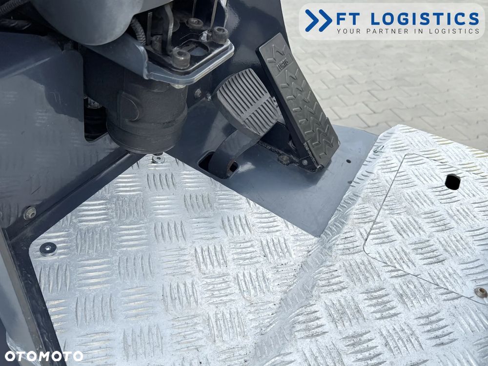 Combilift WÓZEK PRZEGUBOWY | AISLE MASTER 20SHE | ELEKTRYCZNY | TRIPLEX 8500MM | PRZESUW BOCZNY | WOLNY SKOK | JEDYNIE 288 MTH | STAN IDEALNY | Szeroka oferta wózków czterokierunkowych i bocznych, dopasowanych do różnorodnych potrzeb i zastosowań - 12