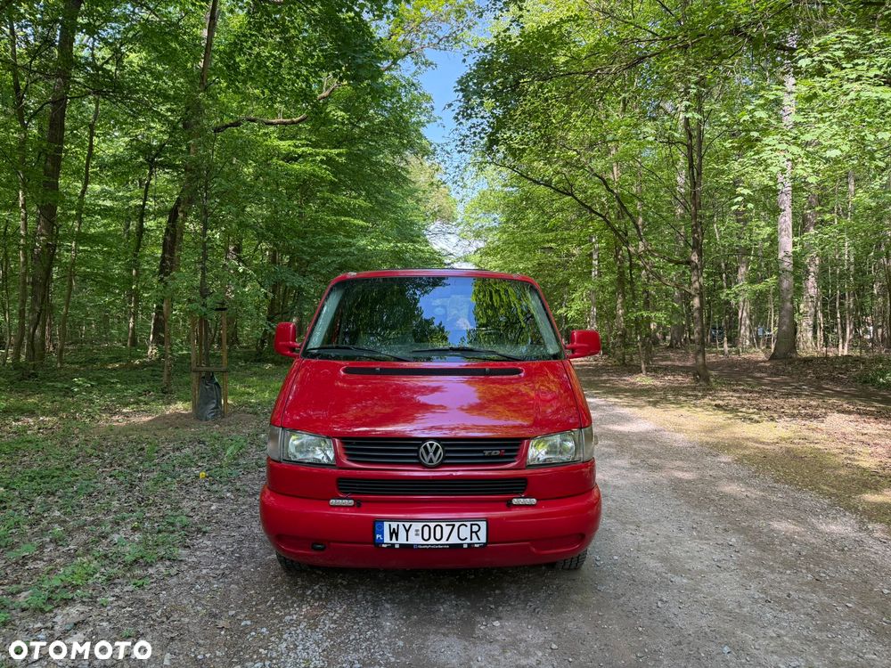 Volkswagen Multivan - 20