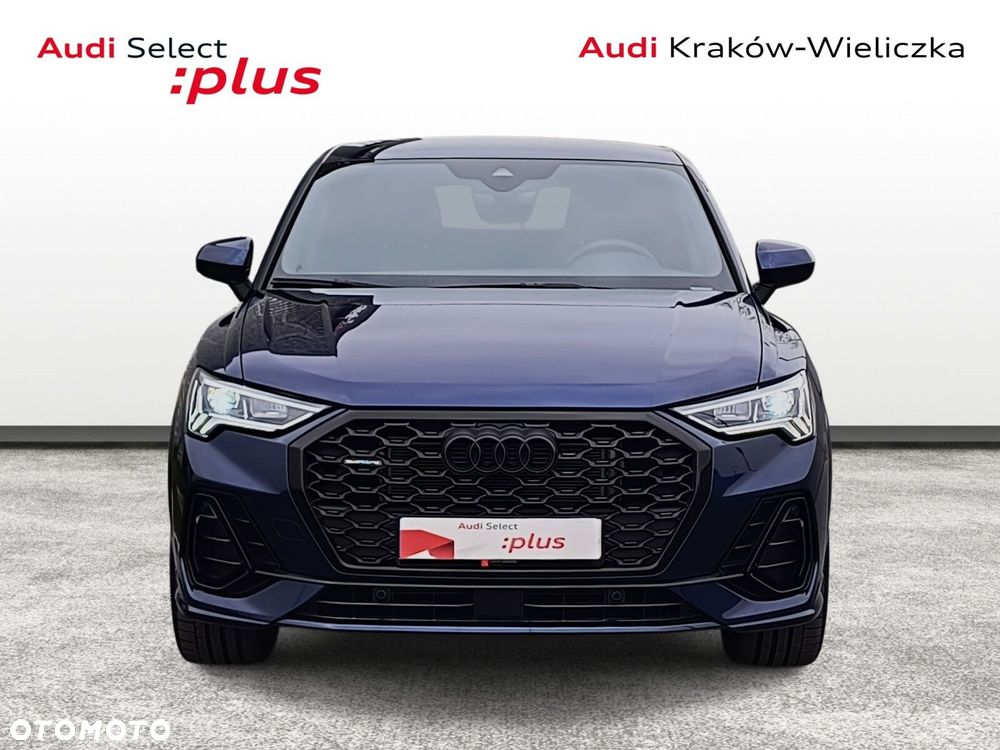 Audi Q3 Sportback - 8