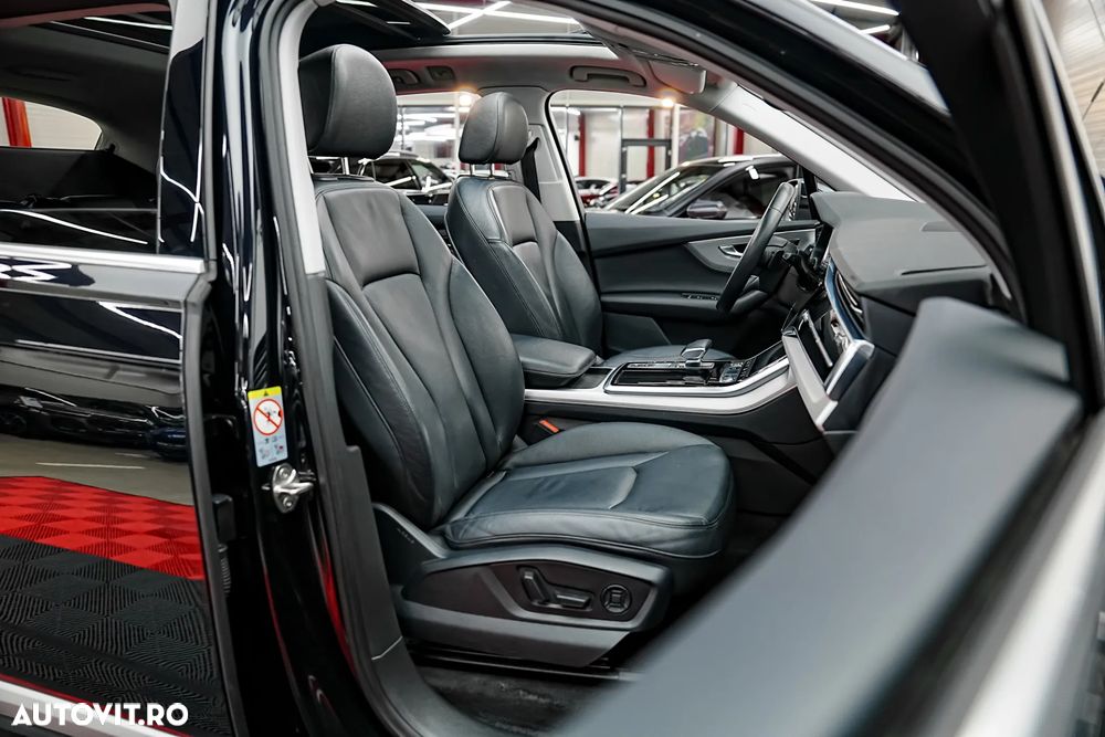 Audi Q7 55 TFSIe quattro tiptronic - 10