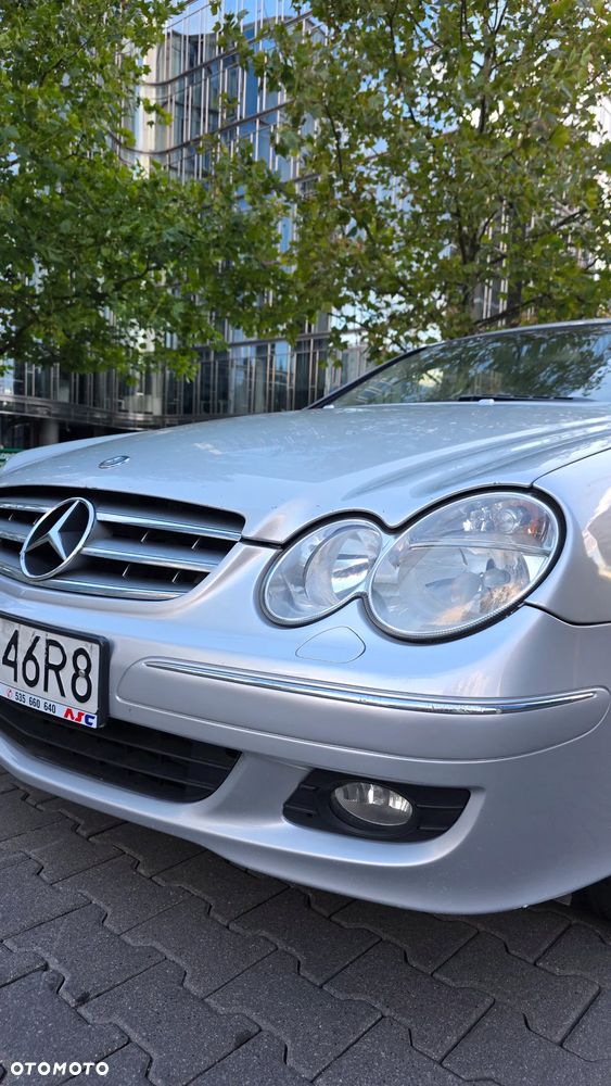 Mercedes-Benz CLK - 10