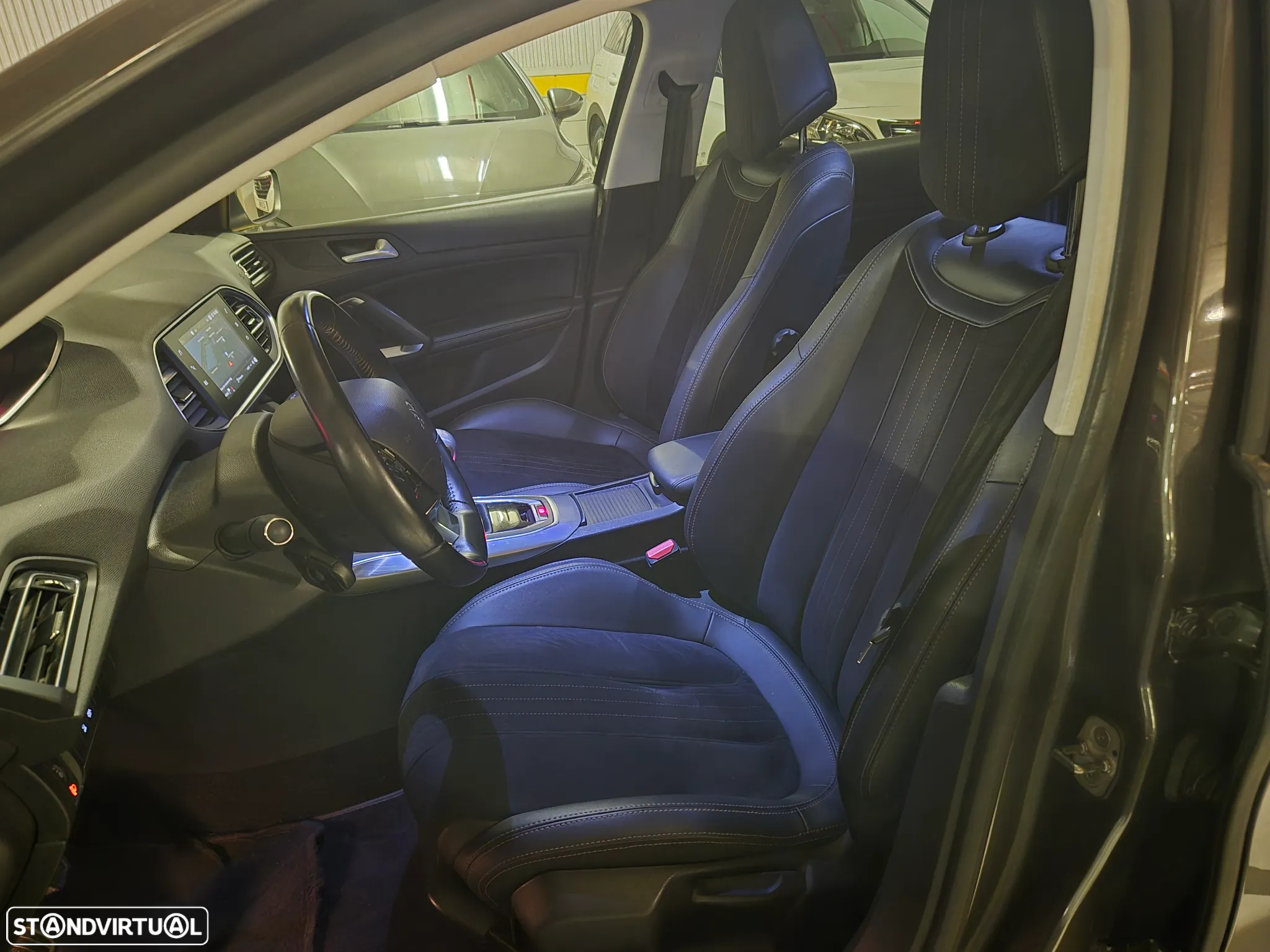 Peugeot 308 SW 1.5 BlueHDi Allure - 14