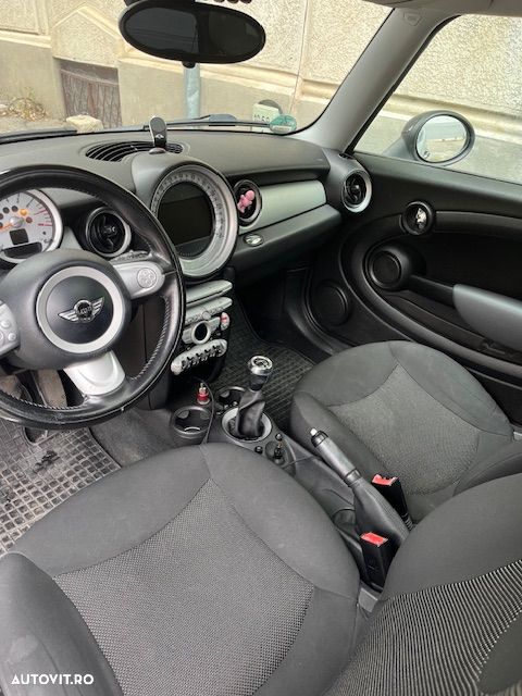Mini Cooper Standard - 6