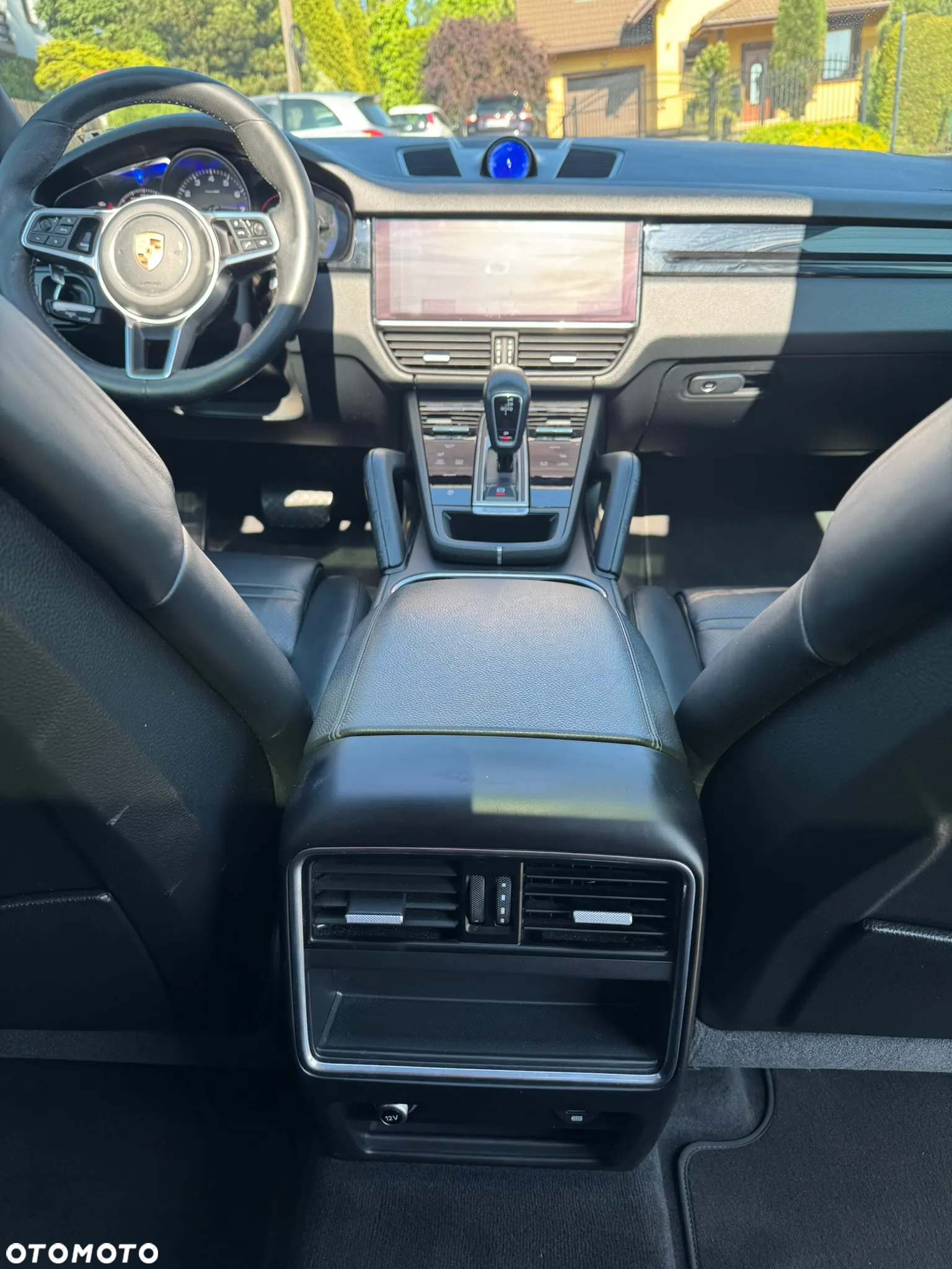 Porsche Cayenne - 24