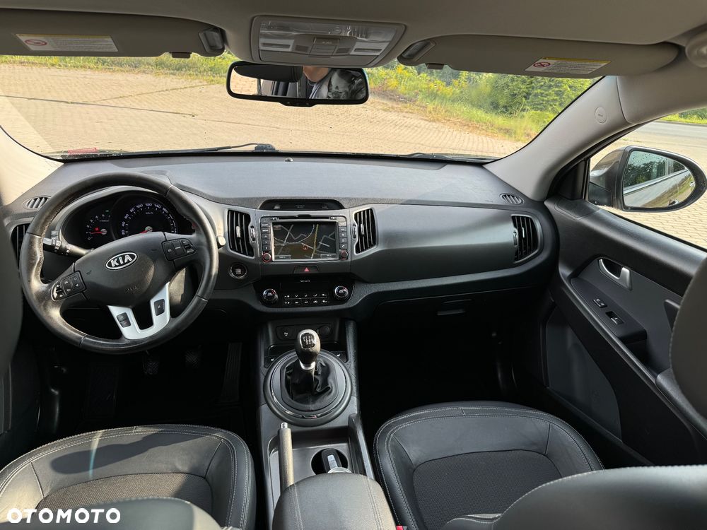 Kia Sportage 2.0 CRDI 4WD Spirit - 11