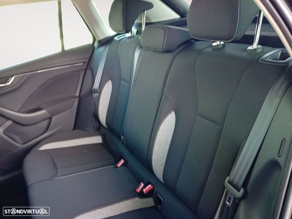 Skoda Kamiq 1.0 TSI DSG - 13