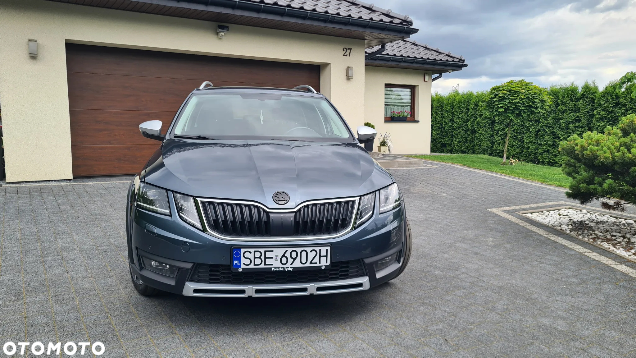 Skoda Octavia 2.0 TDI 4x4 Scout DSG - 4
