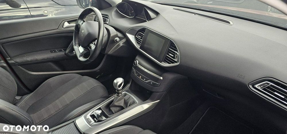 Peugeot 308 - 22