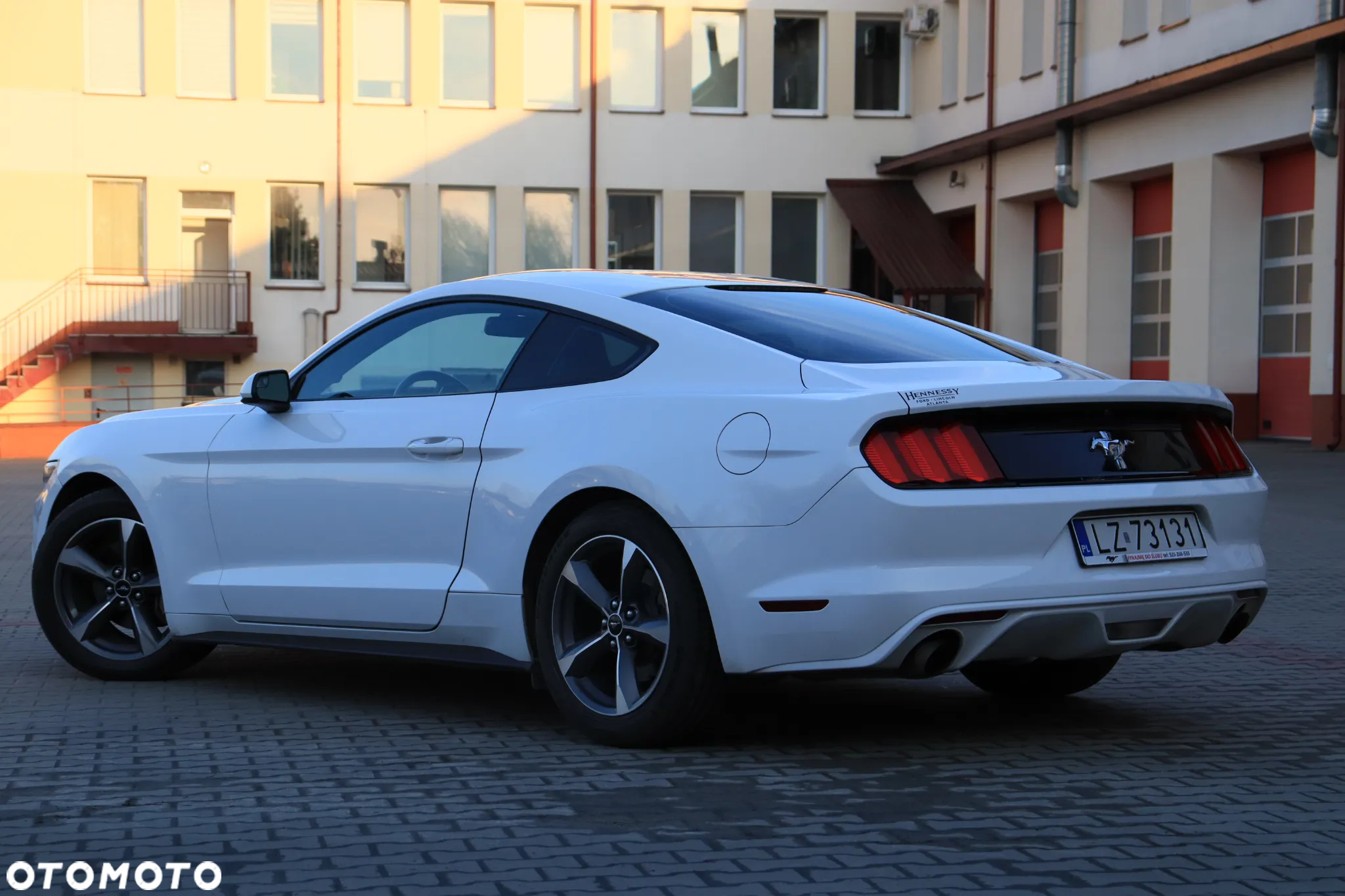 Ford Mustang - 3