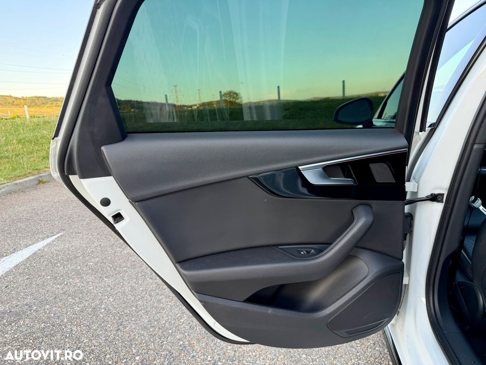 Audi A4 Limuzina 45 TFSI quattro S tronic advanced - 24