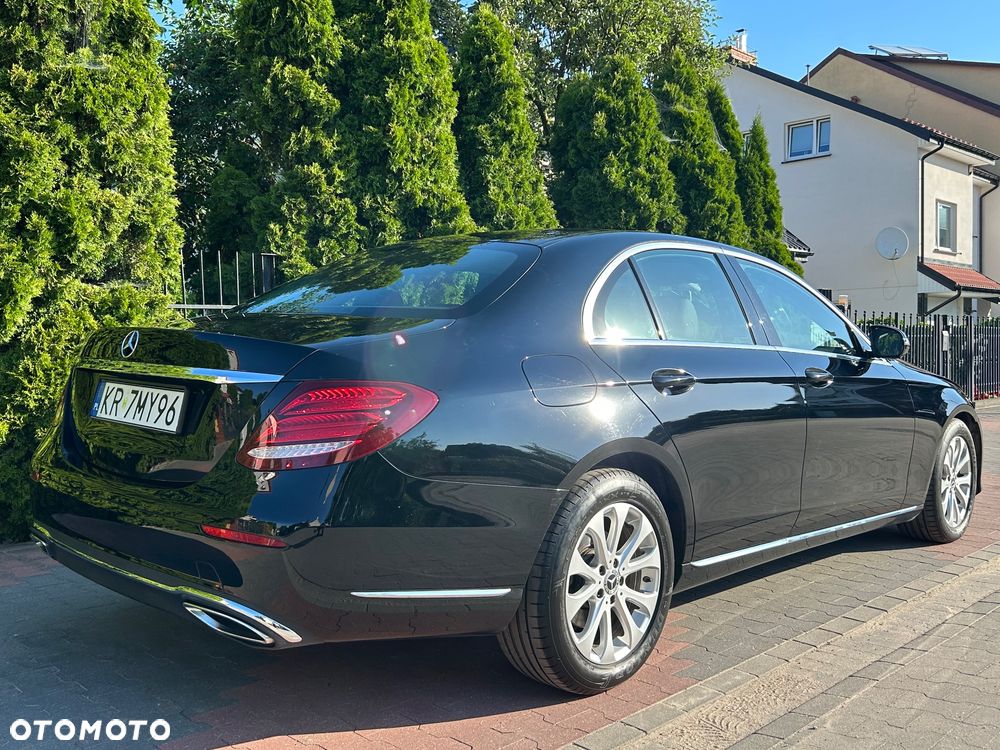 Mercedes-Benz Klasa E 220 d Avantgarde - 4