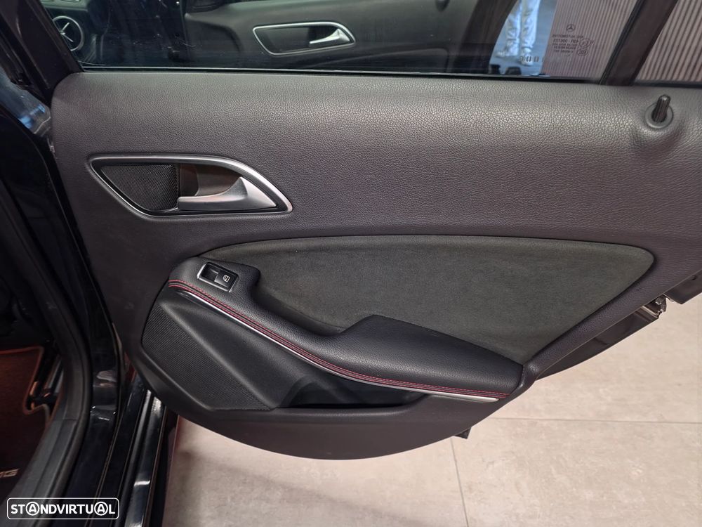 Mercedes-Benz A 200 d 7G-DCT AMG Line - 21