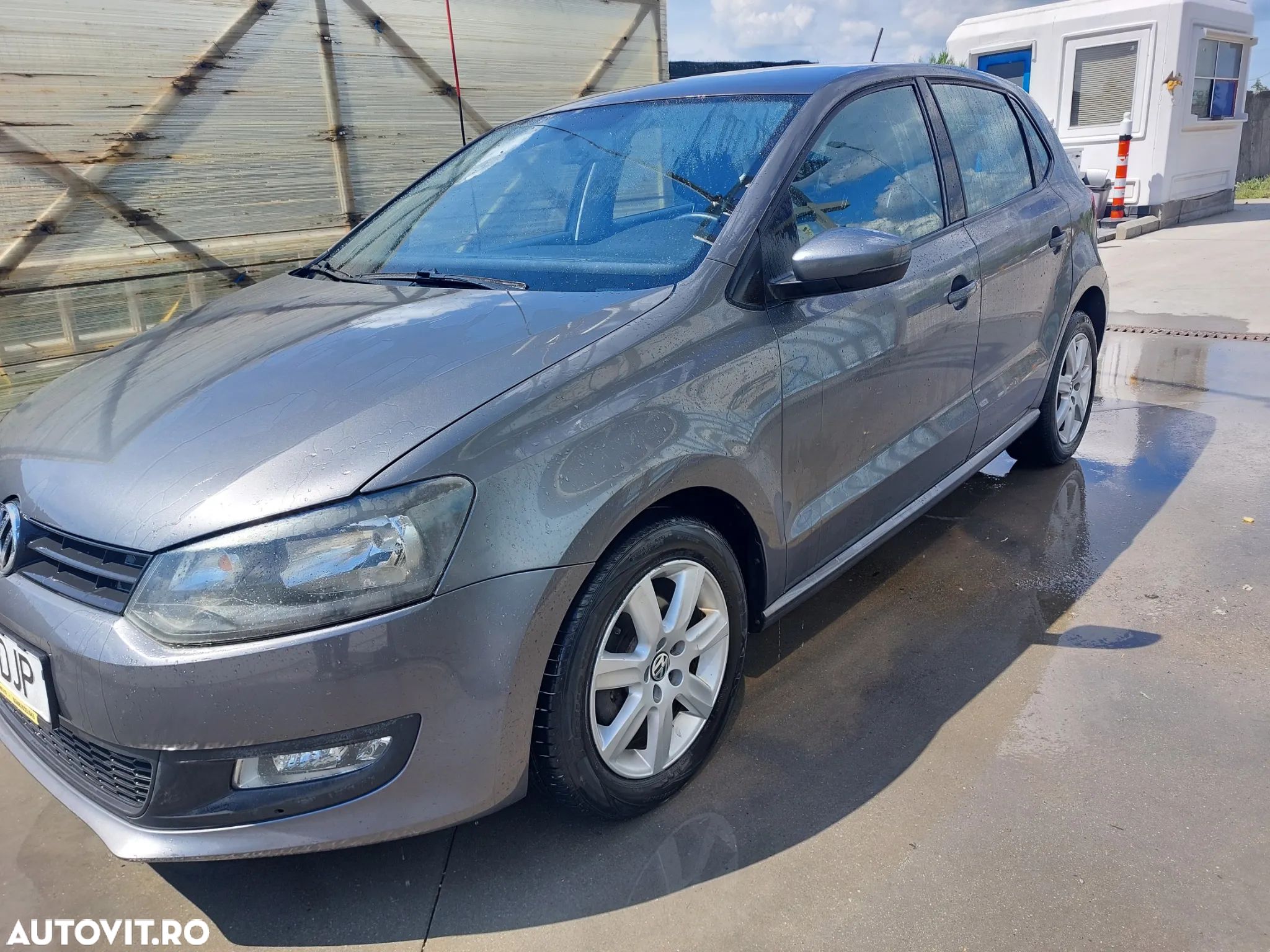 Volkswagen Polo - 1
