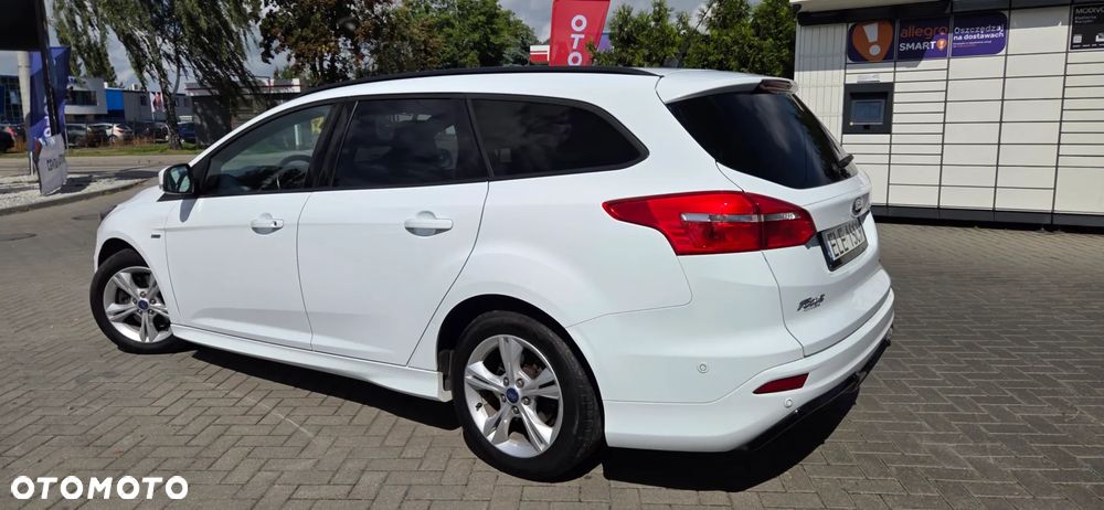 Ford Focus 1.5 EcoBoost STart-Stopp-System ST-LINE - 11