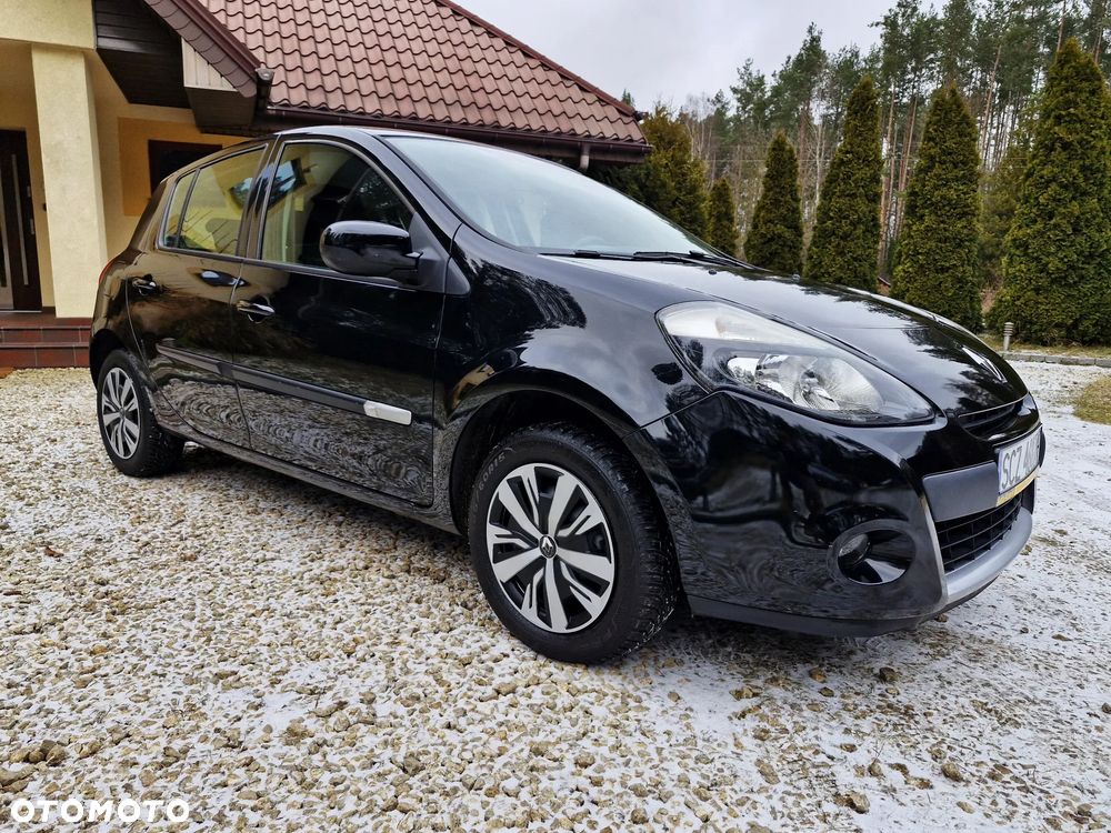 Renault Clio 1.2 16V 75 Dynamique - 12