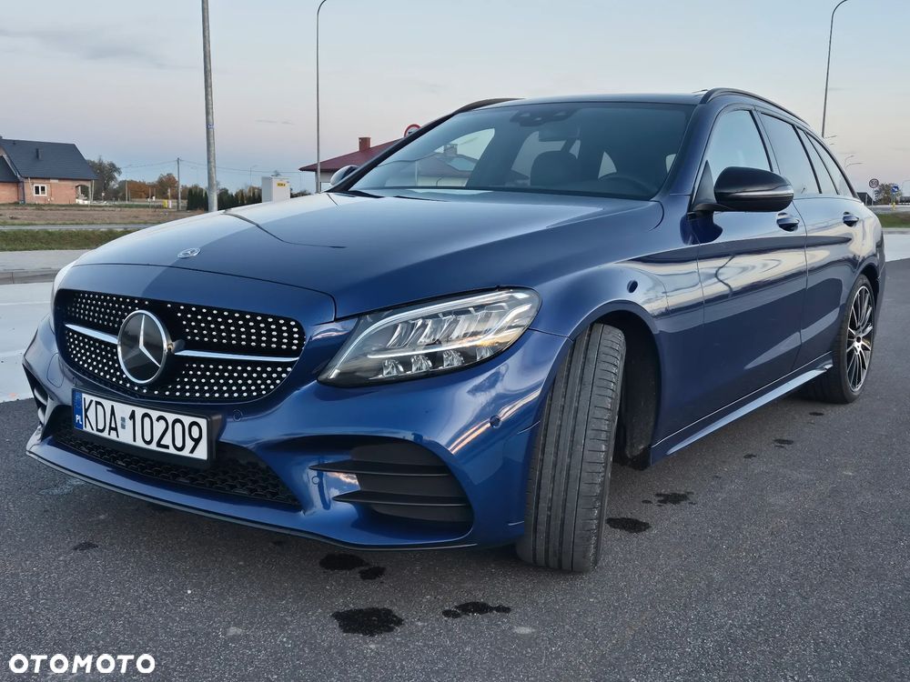 Mercedes-Benz Klasa C 220 d 4Matic T 9G-TRONIC AMG Line - 17