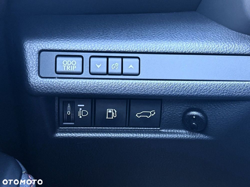 Lexus LBX 1.5 Hybrid Emotion - 29
