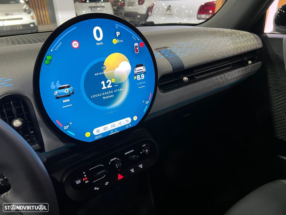 MINI 3 Portas Cooper C Favoured S - 31