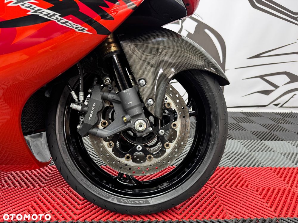 Suzuki GSX-R - 25