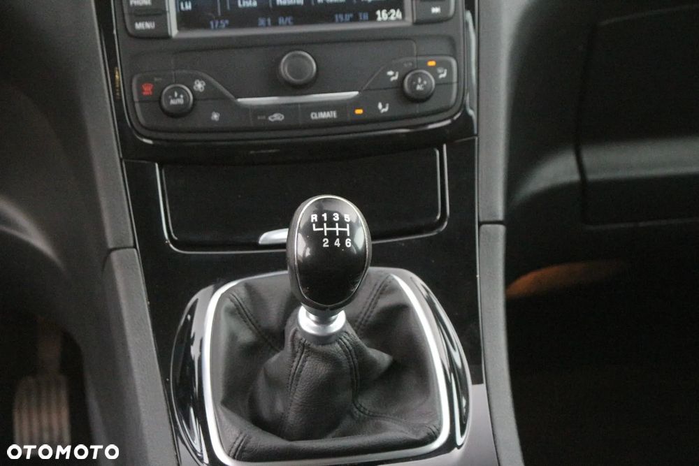 Ford S-Max 2.0 TDCi DPF Titanium - 26