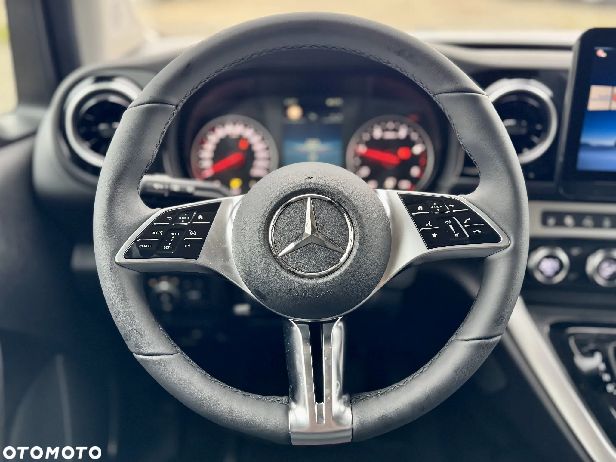 Mercedes-Benz Klasa T 180 d Progressive - 10