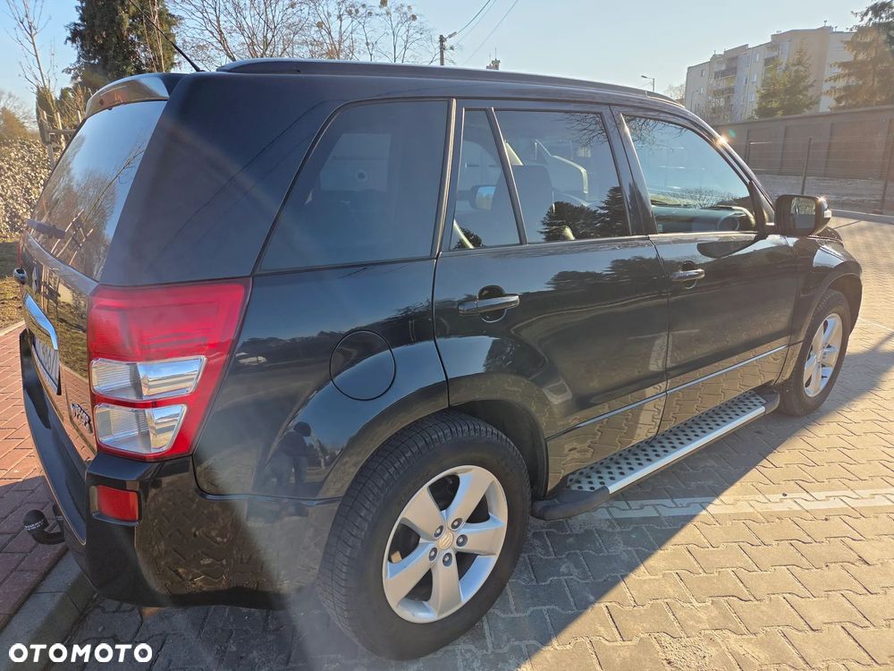 Suzuki Grand Vitara 2.4 De Luxe EU5 - 6