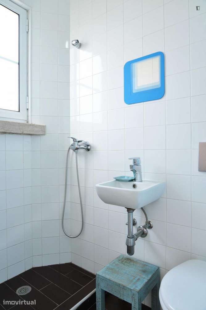 Quarto - localizado em Restelo Lisbon - Grande imagem: 2/12