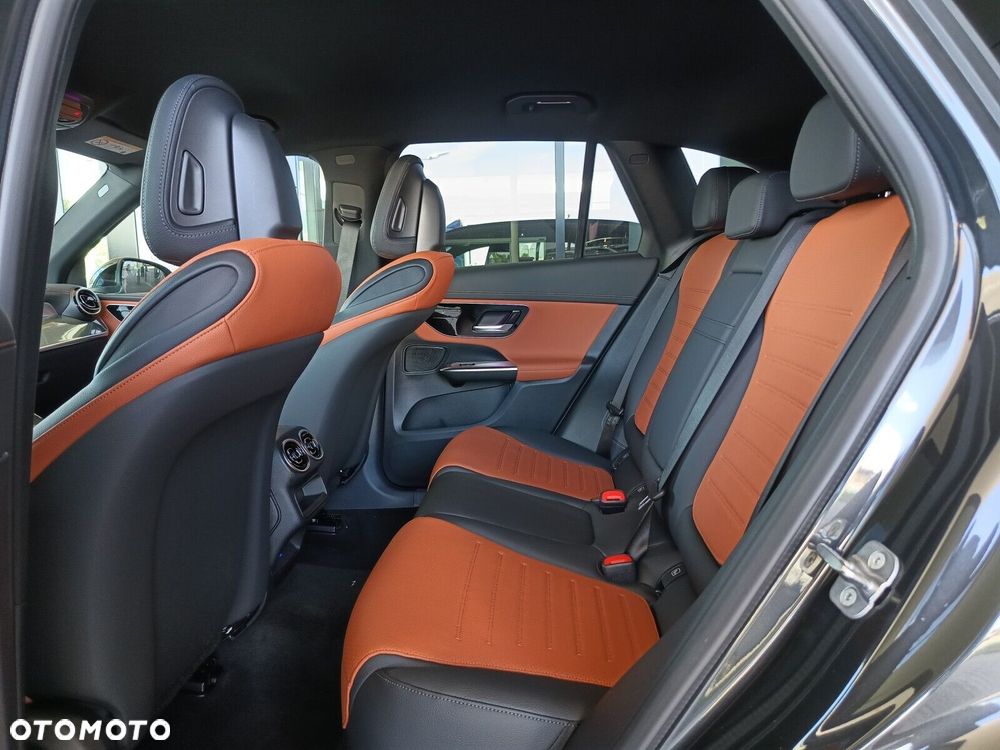 Mercedes-Benz GLC - 27
