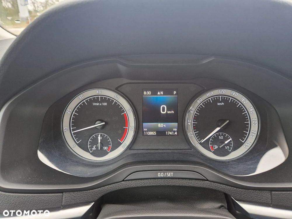 Skoda Karoq 1.5 TSI ACT 4x2 Style DSG - 9