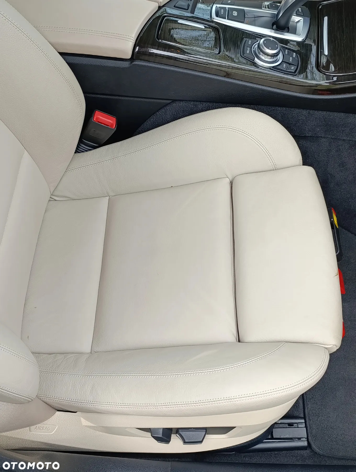 BMW Seria 5 520d Touring Luxury Line - 16