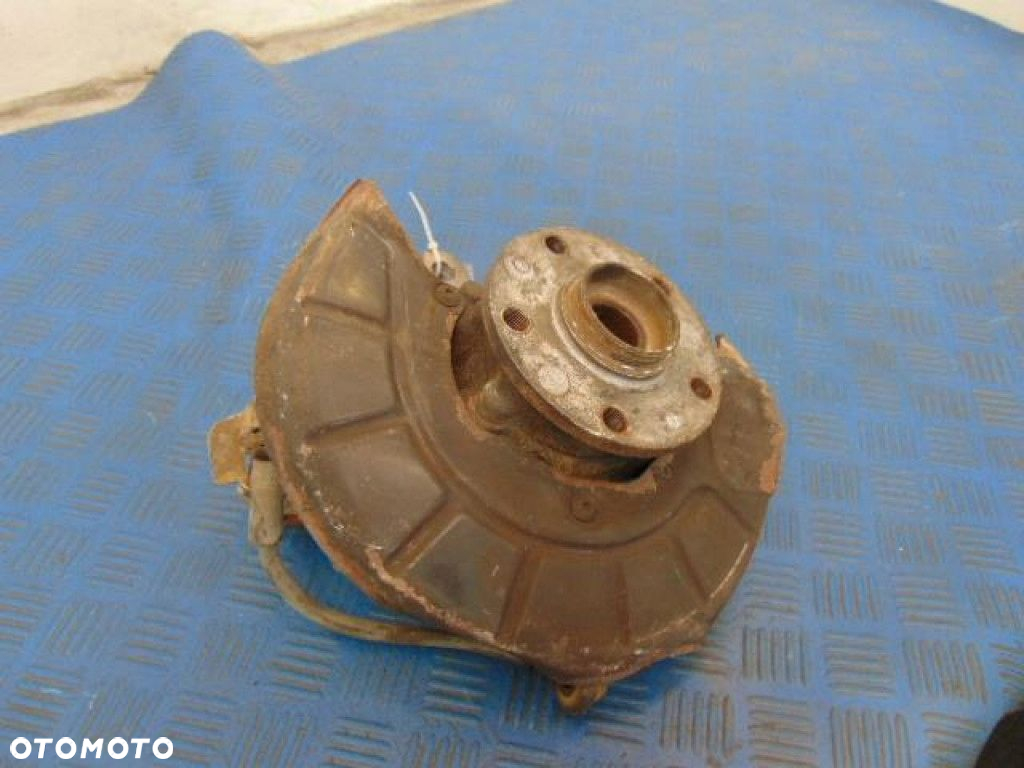 AUDI A3 8P 2.0D ZWROTNICA PRAWY PRZÓD - 6