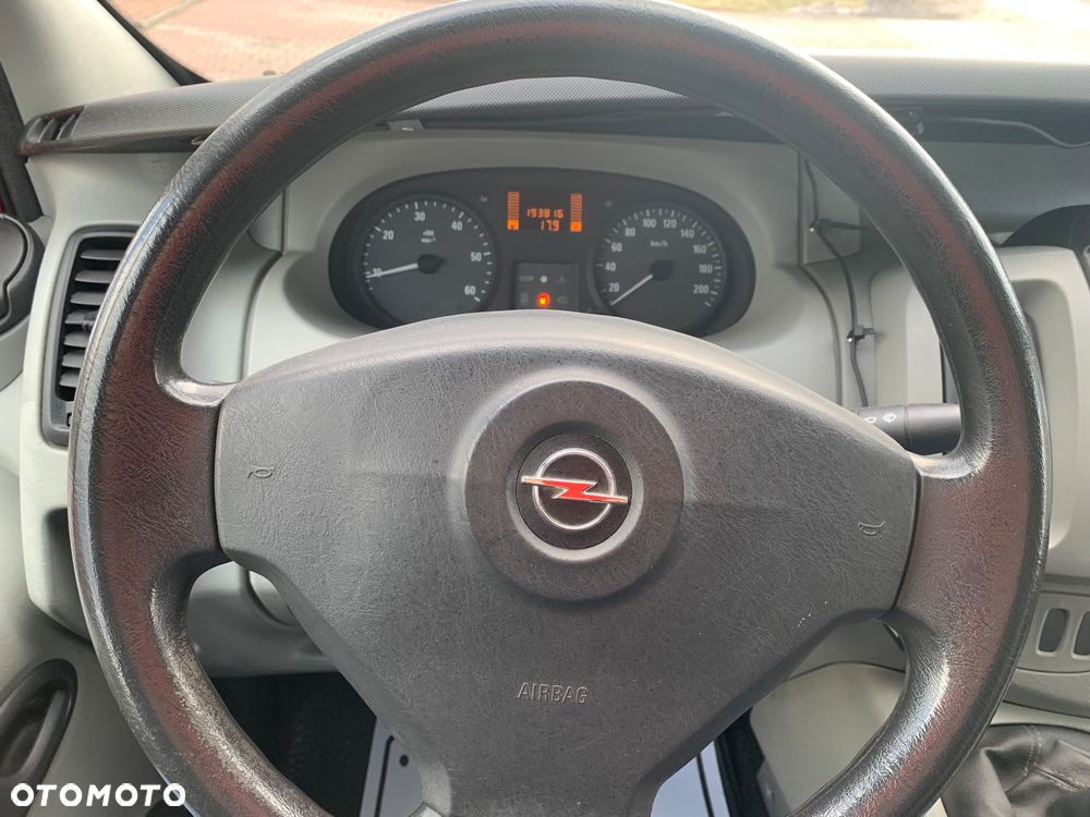 Opel VIVARO - 19
