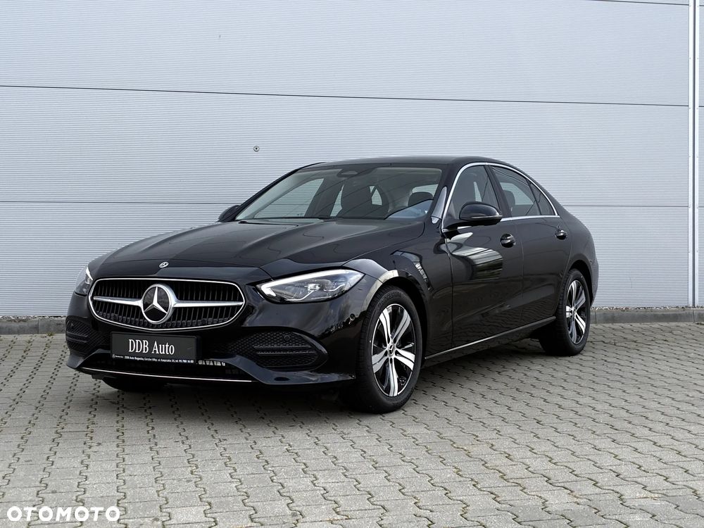 Mercedes-Benz C-Class 2026 photo 2