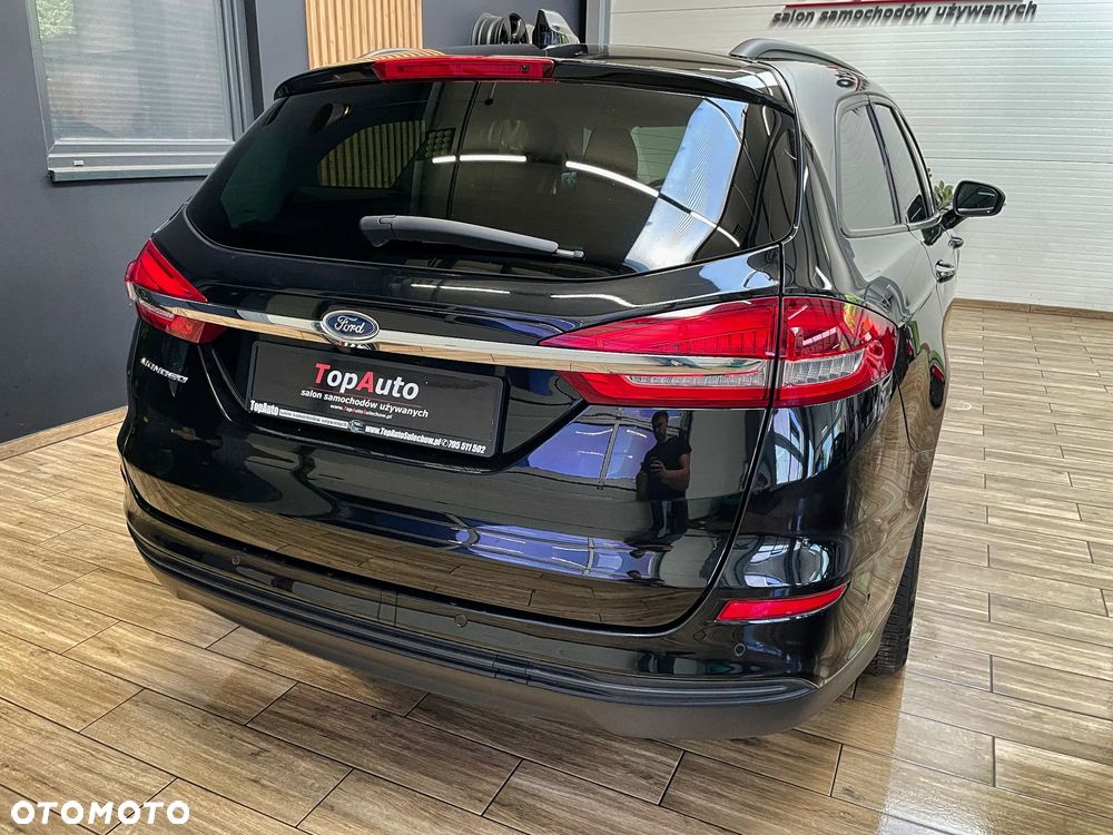 Ford Mondeo SW 2.0 TDCi S&S PowerShift-Aut Titanium - 9