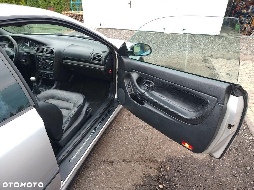Peugeot 406 2.0 - 13