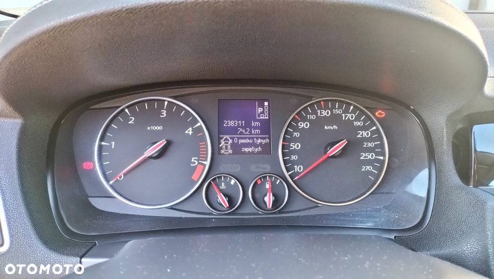 Renault Laguna 2.0 dCi Initiale - 11