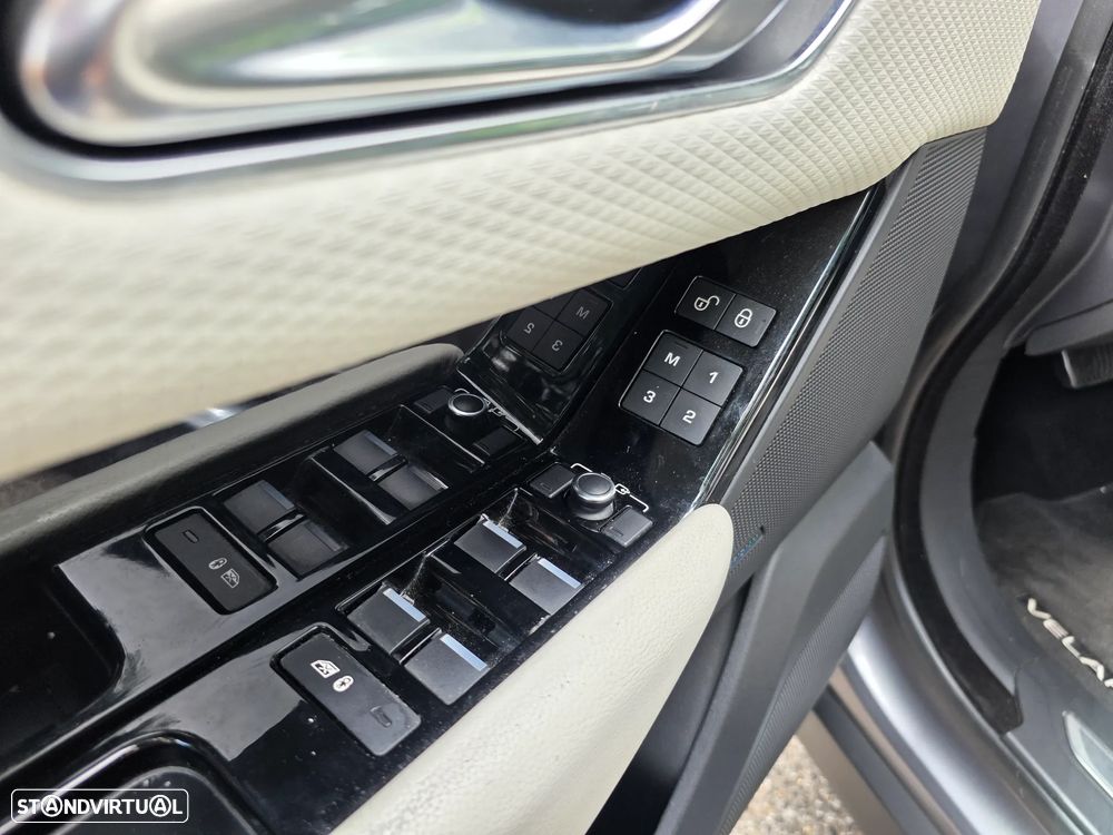 Land Rover Range Rover Velar 2.0 D R-Dynamic S - 11