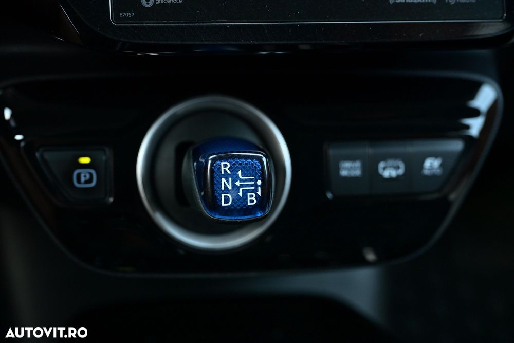 Toyota Prius - 26