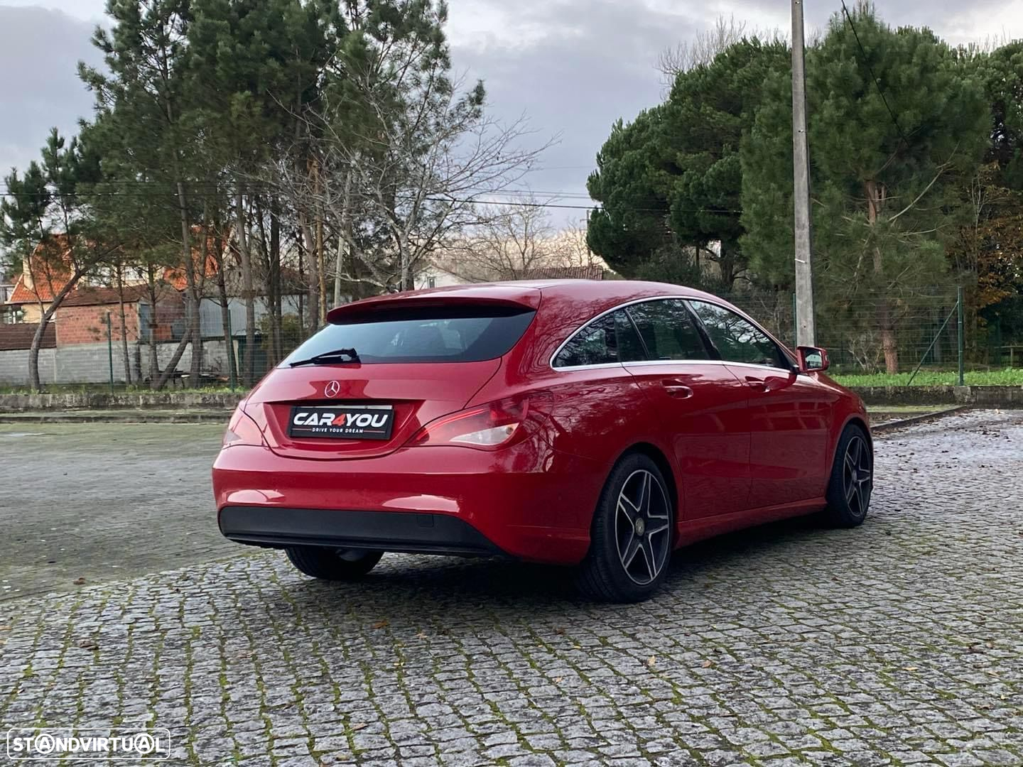 Mercedes-Benz CLA 200 d Shooting Brake Urban - 14